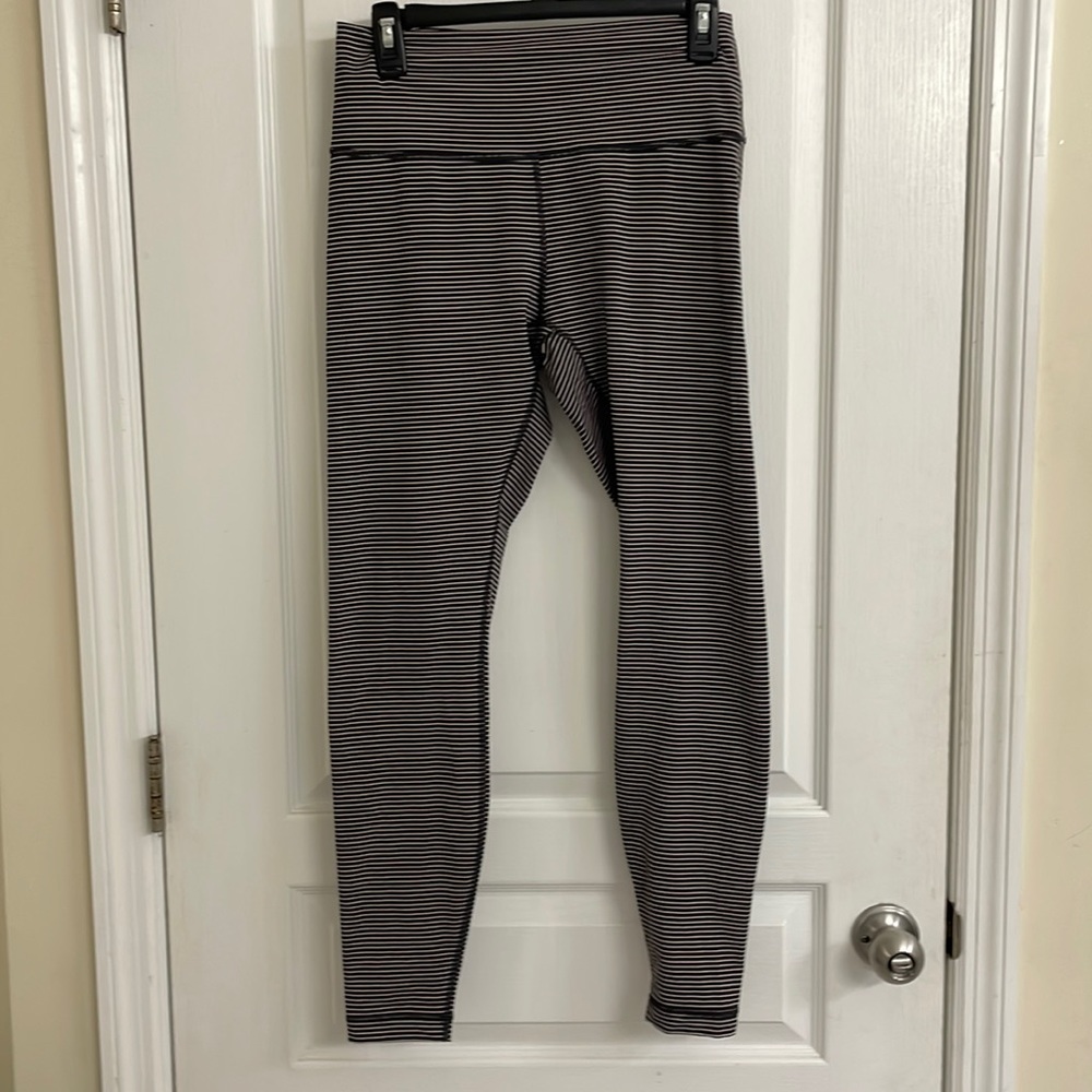 Lilulemon striped leggings size 10